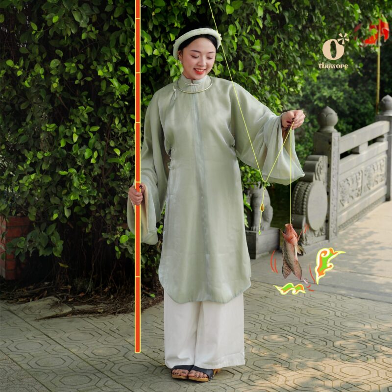 MỘT CHIẾC THUYỀN TRÔI LẶNG LẼ GIỮA DÒNG SÔNG THU 4 NƯỚC HOA THOMORE - MỘT CHIẾC THUYỀN TRÔI LẶNG LẼ GIỮA DÒNG SÔNG THU