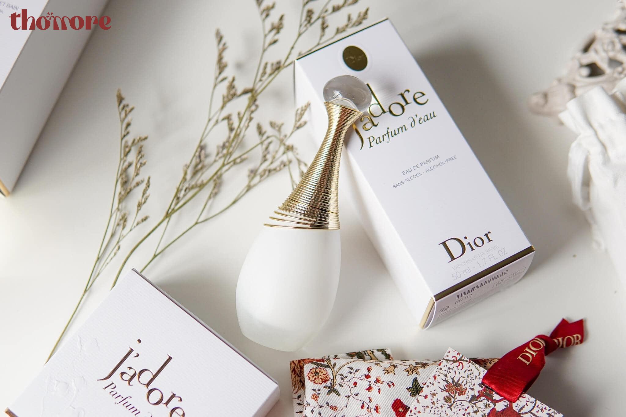 Nước Hoa Nhẹ Nhàng Thơm Lâu Cho Nữ: Xu Hướng Hương Thơm 2025 3 Nước hoa Dior J’adore Parfum d’Eau