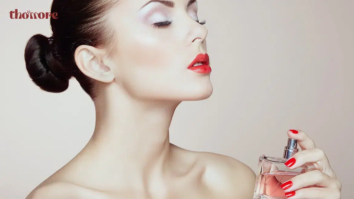 Nước Hoa 100ml Xịt Được Bao Nhiêu Lần? Có Nên Mua 100ml Tại Thomore Không? 6 Cách sử dụng nước hoa 100ml tiết kiệm và giữ mùi lâu